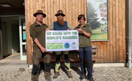 Weltweites Bekenntnis „We stand with the rangers“ © Bundesverband Naturwacht e.V.